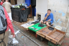 Looks like almost all the fresh fish caught early this morning has been sold.