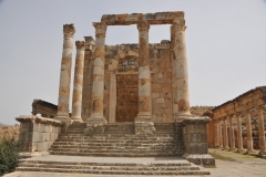 The city was initially populated by a colony of Roman soldiers from Italy, and eventually grew to become a large trading market.