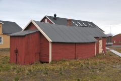 Oldest building in the settlement of Ny-Alesend