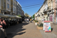 Ruse is the fifth largest city in Bulgaria. Ruse is in the northeastern part of the country, on the right bank of the Danube, opposite the Romanian city of Giurgiu, approximately 75 km south of Bucharest,