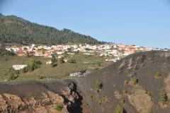 Homes built in the surrounding hills next to the dorman volcano.
