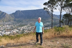 Soon after landing we drove up to Signal hill for a  "Sundowner Party on Signal Hill" from the ship of wine and  hors d' oeuvres.  What a setting for sure.  With Table Top Mountain behind us and the city below as the sun is setting.  What a great end to a fantastic trip.