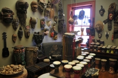The main floor has a number of more "tourist items".  My suggestions is to go up the stairs in the entrance and see this incredible collection of art from all over Africa. Everything is fore sale and can be shipped anywhere in the world.  I never tire of going from floor to floor.