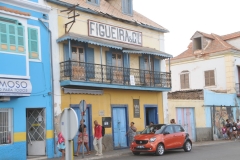 The city was initially a fishing village called Porto dos Carvoeiros.