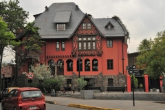 One of the older well kept buildings in Santiago