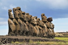 It is believed that Tongariki was the sociopolitical and religious center of Hotu Iti, one of the two great clans that grouped the tribes of the eastern sector of the island. The first human occupation dates from the year 900 AD. and it is related to the first phase of a first ahu. The impressive final monument is the result of a successive series of modifications and extensions, carried out throughout history, which show the technical mastery achieved.