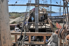 The main collection of the museum is the full-size replicas of historic ships on display along the Straits of Magellan.