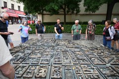 We take off on a walking tour of Zagreb, with out local guide,  in the Lower Town, Donji Grad and the Upper Town.  Here we observe a grid laid out in the 19th century of the town.  A city of over  800,000 people today. 