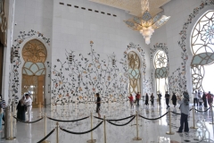 Floors and walls of Marble designs and inlays