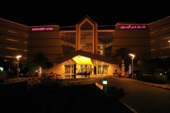 Hotel Mecure - Located high up in the jagged Hajar Mountains on the Omani border