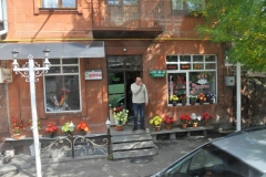 As we are driving to the frontier of Georgia and Armenia we pass through the town of Ninotsminda.