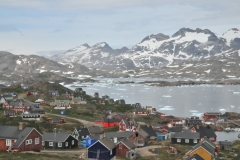 In Tasiilaq, nature is the all-dominant force that underpins the course of life. This means, for example, that ships only arrive in the town during two to three summer months, as the town is otherwise shielded from the outside world due to ice.