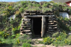 Now you see the outside of the Turf house located below the museum and see what it was like to live 140 years ago.