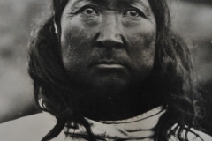 Where did the first settlers of Tasiilaq come from? Due to some incredible archeological discoveries and human remains, it is has been possible to identify that the first settlers of Tasiilaq were were from the Saqqaq culture, originating from Siberia 5,500 years ago.