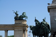 When the monument was originally constructed, Hungary was part of the Austro-Hungarian Empire and thus the last five spaces for statues on the left of the colonnade were reserved for members of the ruling Habsburg dynasty. The Habsburg emperors were replaced with Hungarian freedom fighters when the monument was rebuilt after World War II.