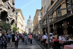 Looking in the opposite direction towards  the Basilica.