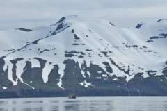 Another fishing boat headed to the harbor