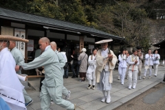 Visitors on a Pilgrimage to Kiyomizu-dera