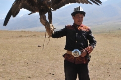 What an incredible experience this has been for all of us. Especially myself. I have read about this part of the world and seeing videos of the Golden Eagles and their Nomadic hunters in videos. Never in my wildest dreams did I think I would get to see and hold one of these magnificent Golden Eagles.