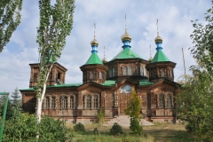 Then, in 1991, following the collapse of the Soviet Union and the Independence of Kyrgyzstan, the local authority once again gave the building back to the church, with the proviso that all further restorations were their responsibility.