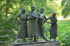 Statue recognizes the  hard working Oslo women that work hard and make very little money many years ago.
