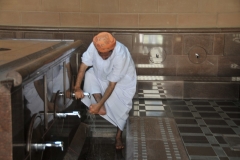 Wash each foot separately