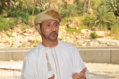 Masoud explaining the area Wadi Shab and Wadi Tiwi