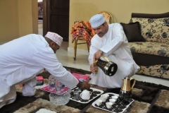 We are treated to tea and dried fruits. Very tasty.