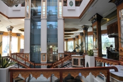 Lobby Crown Plaza Hotel