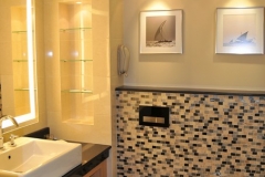 Nice looking bathroom