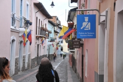 Stroll down La Ronda