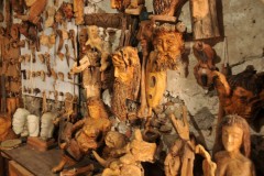 In walking the narrow streets outside the Plaza we found an interesting store and an owner who does incredible woodcarvings.