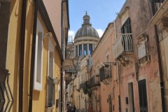 As if the alleys of Ragusa were almost impossible to drive a car through.