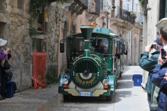 A mobile train with tourists came through and almost pinned me to the wall passing by..