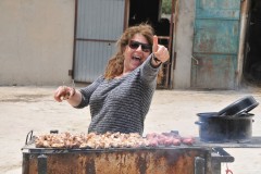 While we are busy learning how to make the best cheese Graciela is cooking the chicken and sausage  for our lunch. Boy was it tasty too.