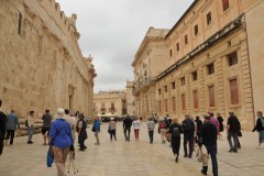 Walking in the Piazza  del Duomo