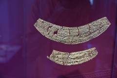 In the museum at the castle were decorated pieces of sheet gold.