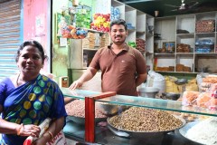 Selling variations of nuts