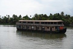 The houseboats have become floating cottages having a sleeping area, with western-style toilets, a dining area and a sit out on the deck. Most tourists spend the night on a houseboat. Food is cooked on board by the accompanying staff—mostly having a flavor of Kerala.