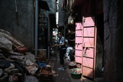 This alley puts a whole new meaning to narrow. Everything in this area passes through here. 