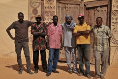 Group photo of our drivers back at the Nubian Guest House gate.