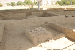 At the peak of the occupation of Sarazm, the city was economically thriving and artistic production flourished. Pottery was richly ornamented with motifs such as circles, crosses, triangles, lines and net pattern painted using red, yellow and blue pigments. The rosette patterns found on some ceramic could be indicative of an understanding of the solar calendar.