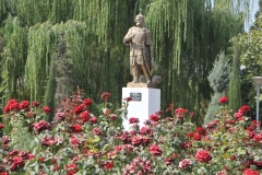 Statue of Tatar Timur 718-785.  Timur Rose To Power Despite A Serious Physical Disability.  Timur was a conqueror born into a tribe of horsemen in the area of Central Asia that is today Uzbekistan and Tajikistan. As a young man, Timur led a band of lawless fighters who robbed traveling merchants and engaged themselves in problems with local tribes.