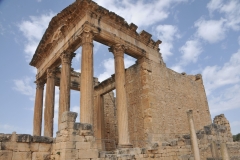 The Capitol is a Roman temple from the 2nd century, principally dedicated to Rome’s protective triad: Jupiter