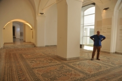 The museum houses one of the largest collections of Roman mosaics in the world, thanks to excavations at the beginning of 20th century in various archaeological sites in the country including Carthage, Hadrumetum, Dougga and Utica.