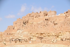 The village is facing a demographic decline as younger generations leave for Tunis and Europe in search of work. Chenini has limited amenities, and did not have Internet access until 2013. For high school education and medical emergencies, residents must travel to Tataouine, about half an hour away.